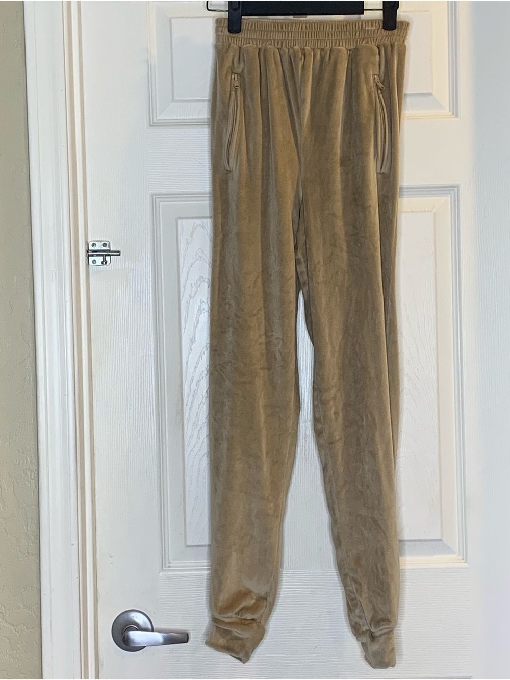 Skims Beige Velour Jogger Pants Women's Size XXS